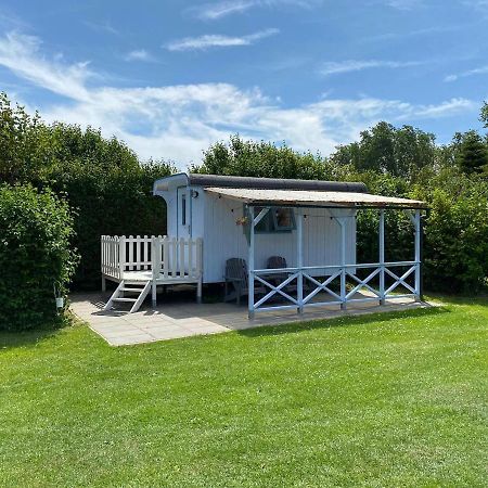 Shepherds Hut Hotel Oostvoorne Luaran gambar